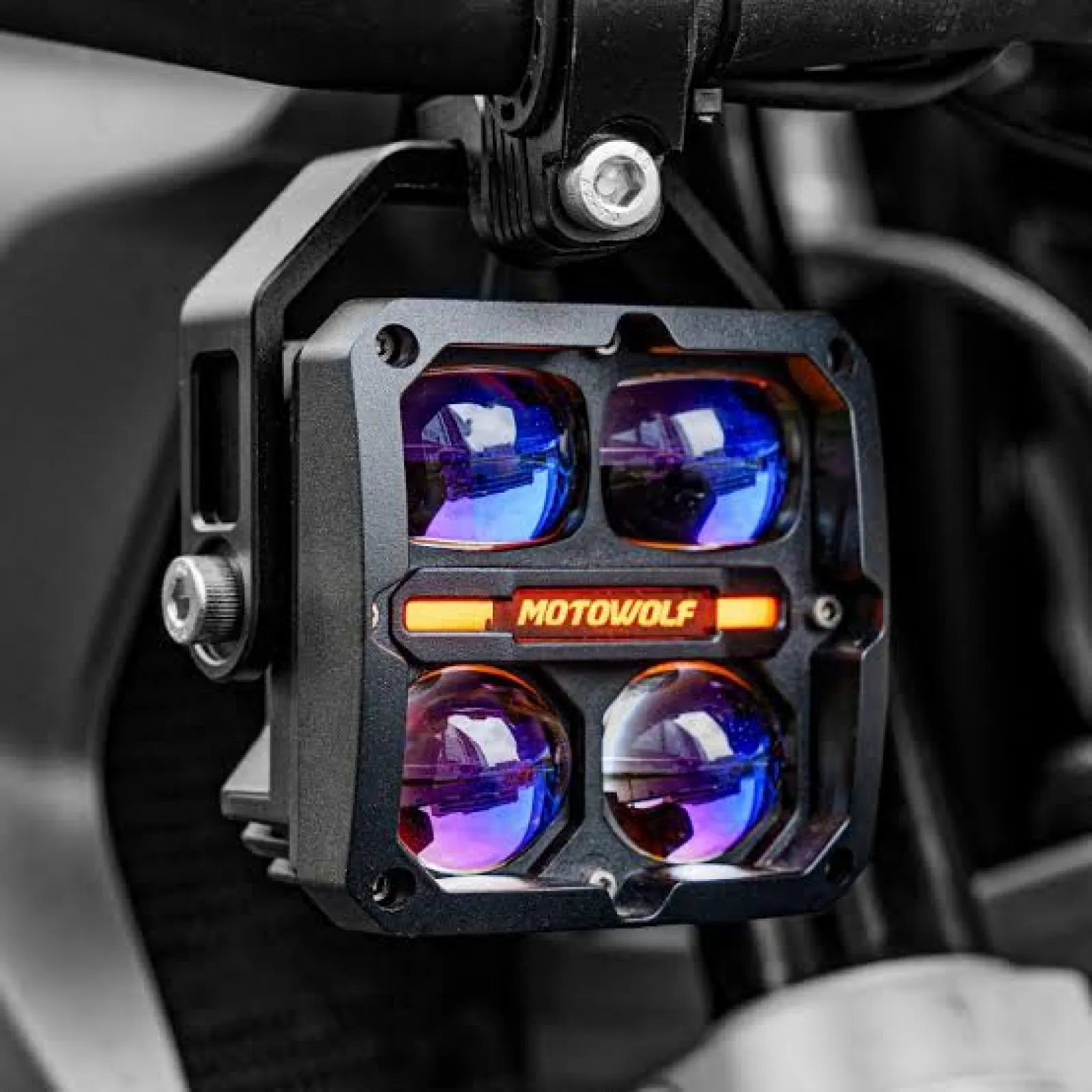 Motorcycle Lights L3 - Motowolf